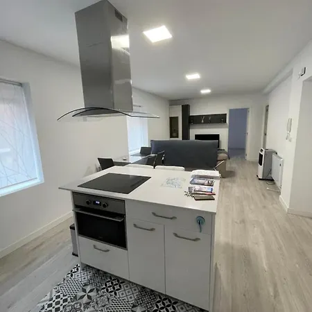 Bonito Apartamento Reformado Cerca Del Centro Bilbao